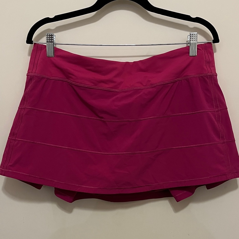 Lululemon Athletica Vibrant Pink Mini Skirt size 12 - Picture 3 of 7